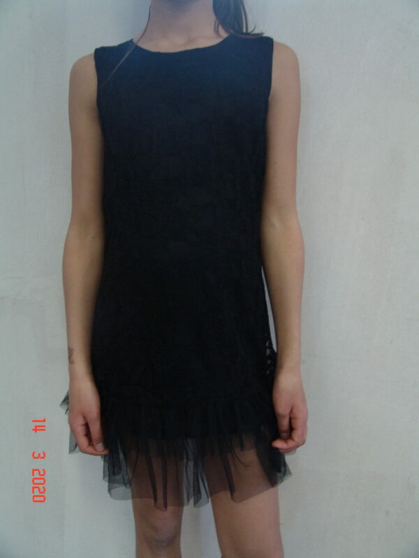 Robe dentelle noire tulle en bas