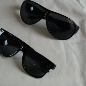 Lunettes de soleil noires