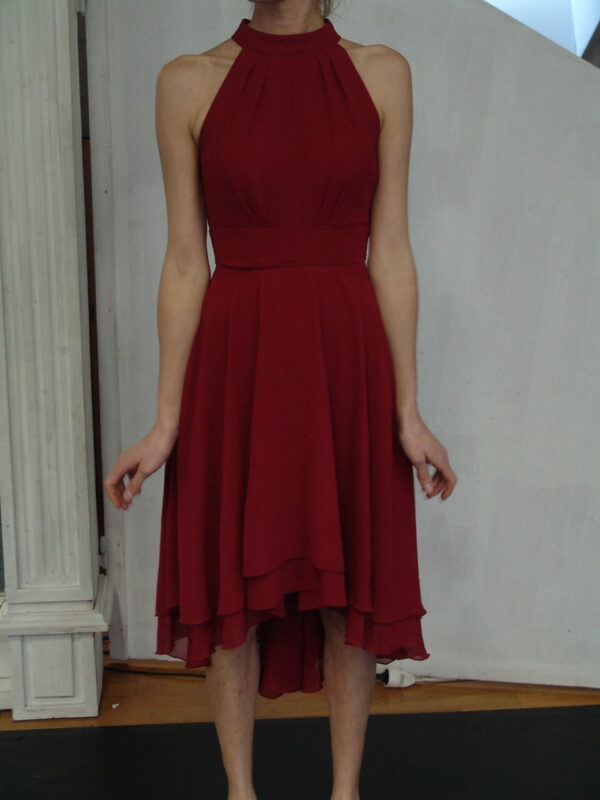 Robe asymétrique col Mao, différents coloris