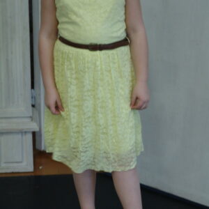 Robe jaune dentelle doublée