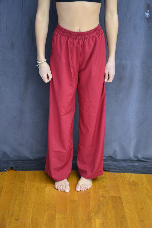 Pantalon rouge fluide