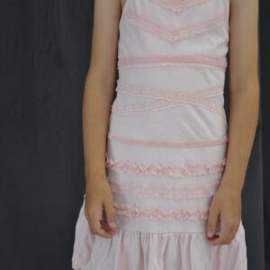 Robe avec petits volants, différents coloris