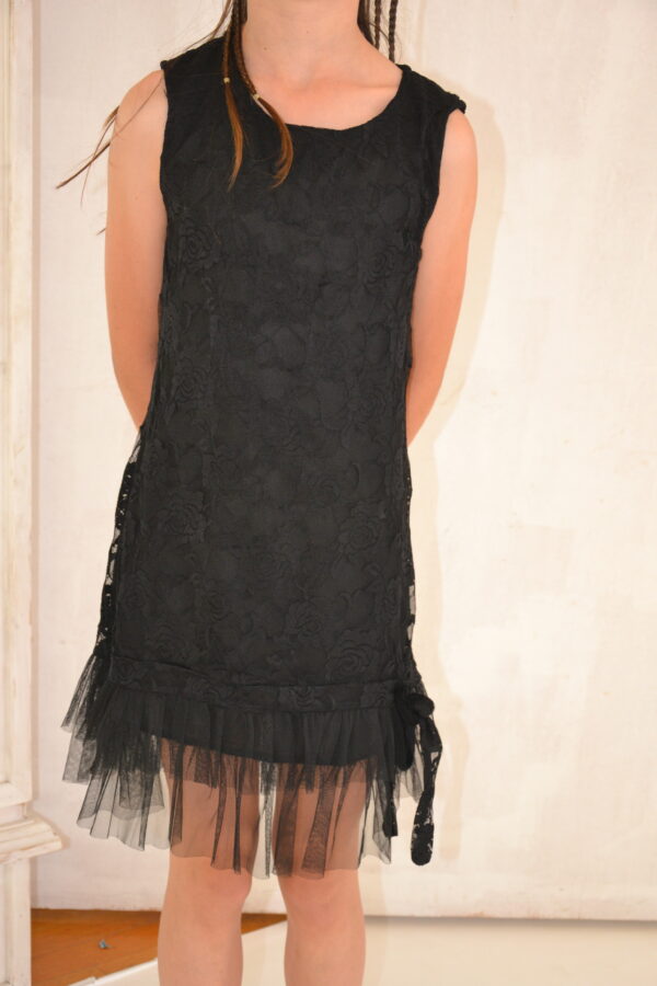 Robe dentelle noire tulle en bas