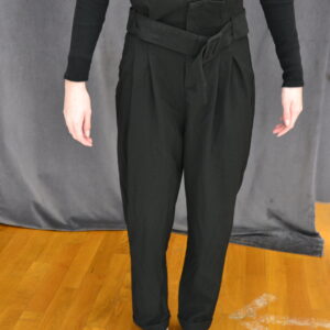 Pantalon noir à pinces